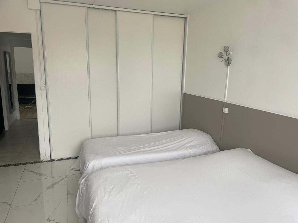 Family Hotel - Site Du Parc 若奈克兰 外观 照片