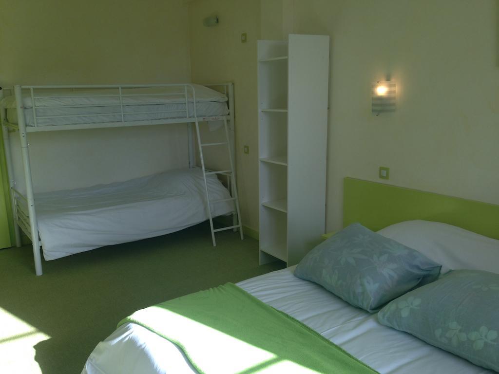 Family Hotel - Site Du Parc 若奈克兰 客房 照片