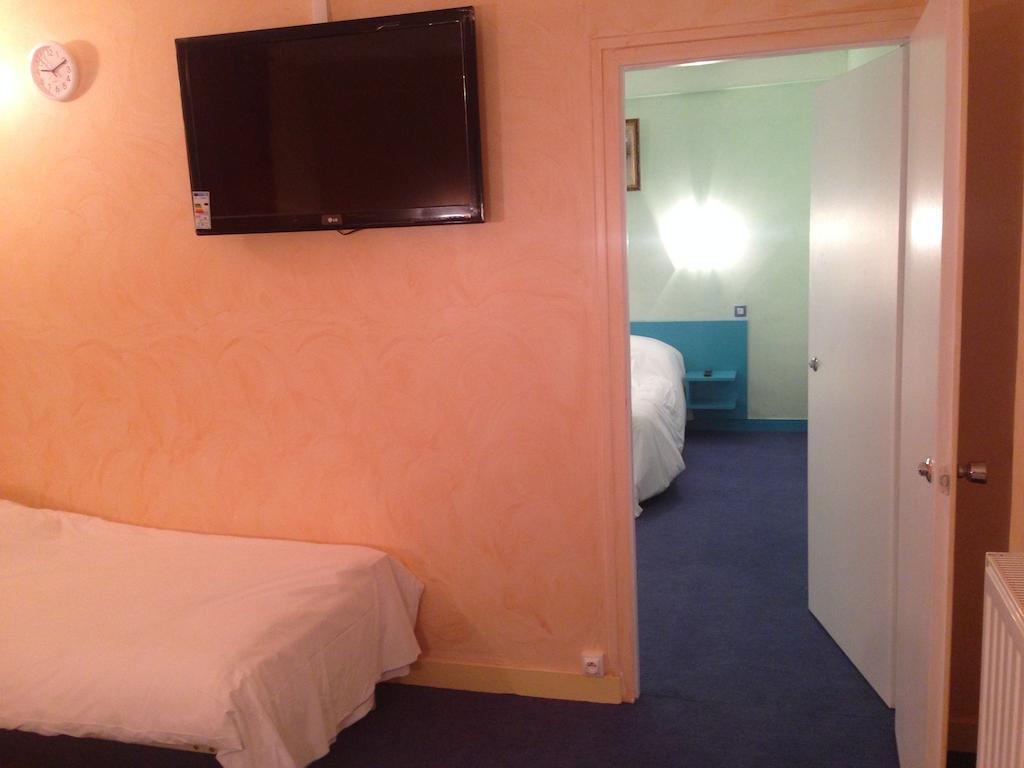 Family Hotel - Site Du Parc 若奈克兰 客房 照片